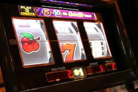 k 70 Live Casino Mein Dealer Ke Saath Khel